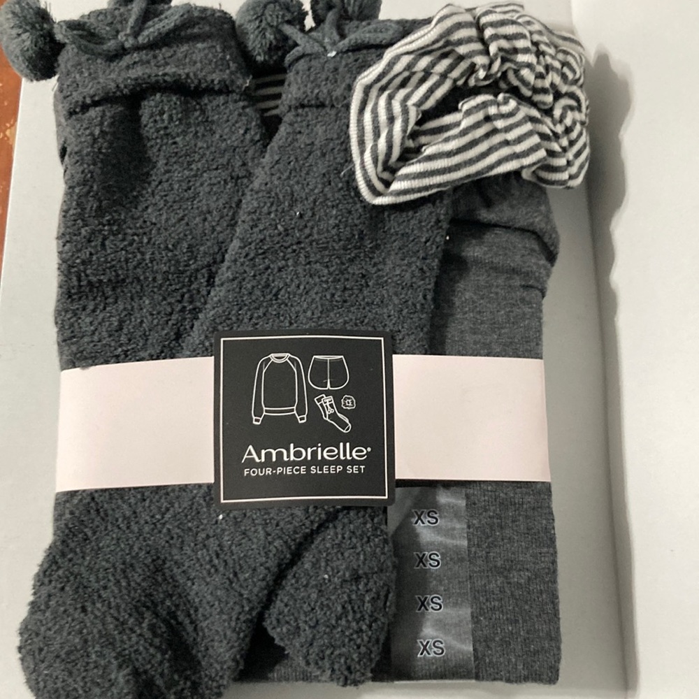 NWT Ambrielle Four-Piece Sleep Set